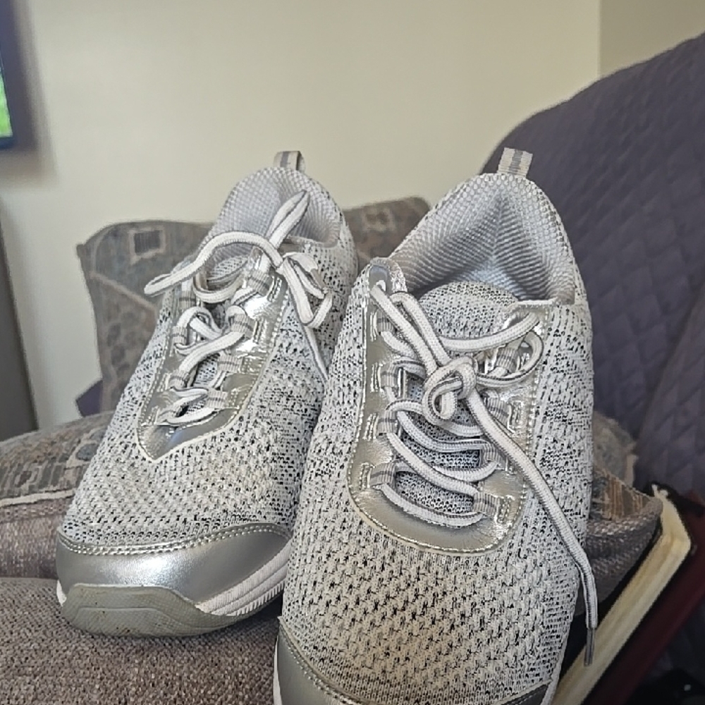 Women's Athletic Shoes in Silver and Gray
